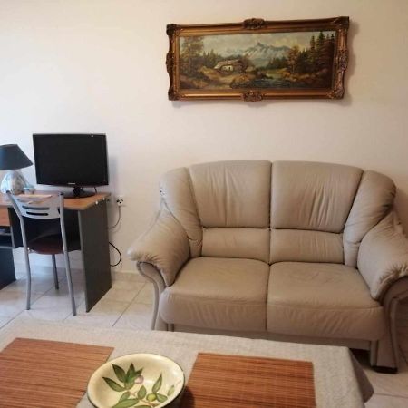 Gallery Suites "Athina" Mesolóngion Esterno foto